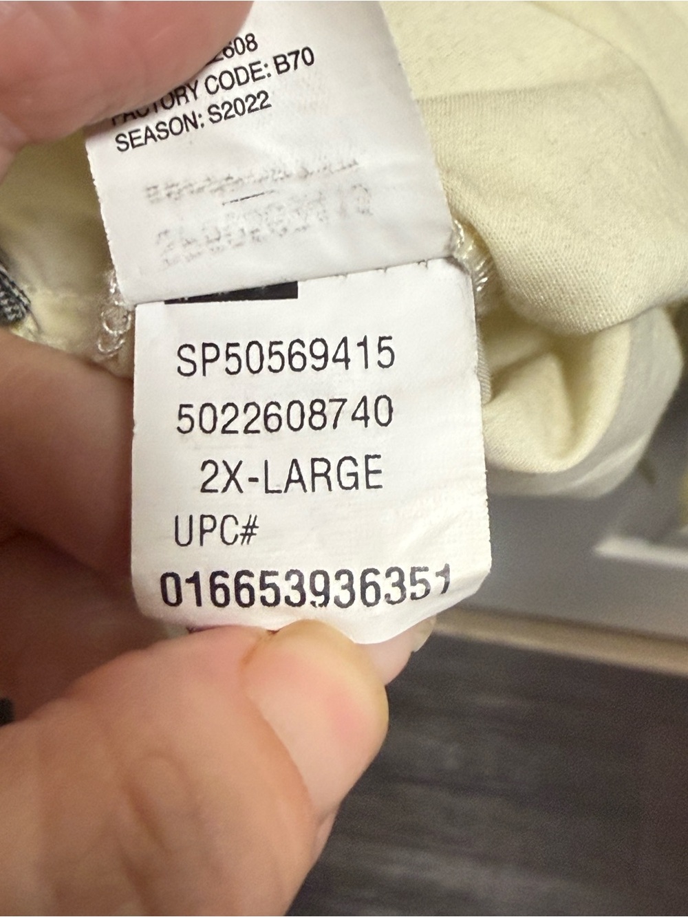 Van Heusen Men's Short Sleeve Button-Down Shirt in Pale Yellow-Cream - Picture 7 of 7